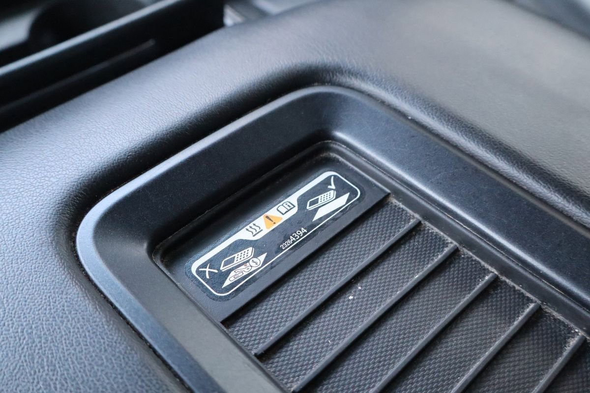 Used 2018 Chevrolet Tahoe Premier image 21