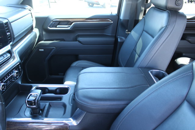 Used 2023 GMC Sierra 1500 Elevation w/ Elevation Premium Package RWD image 41
