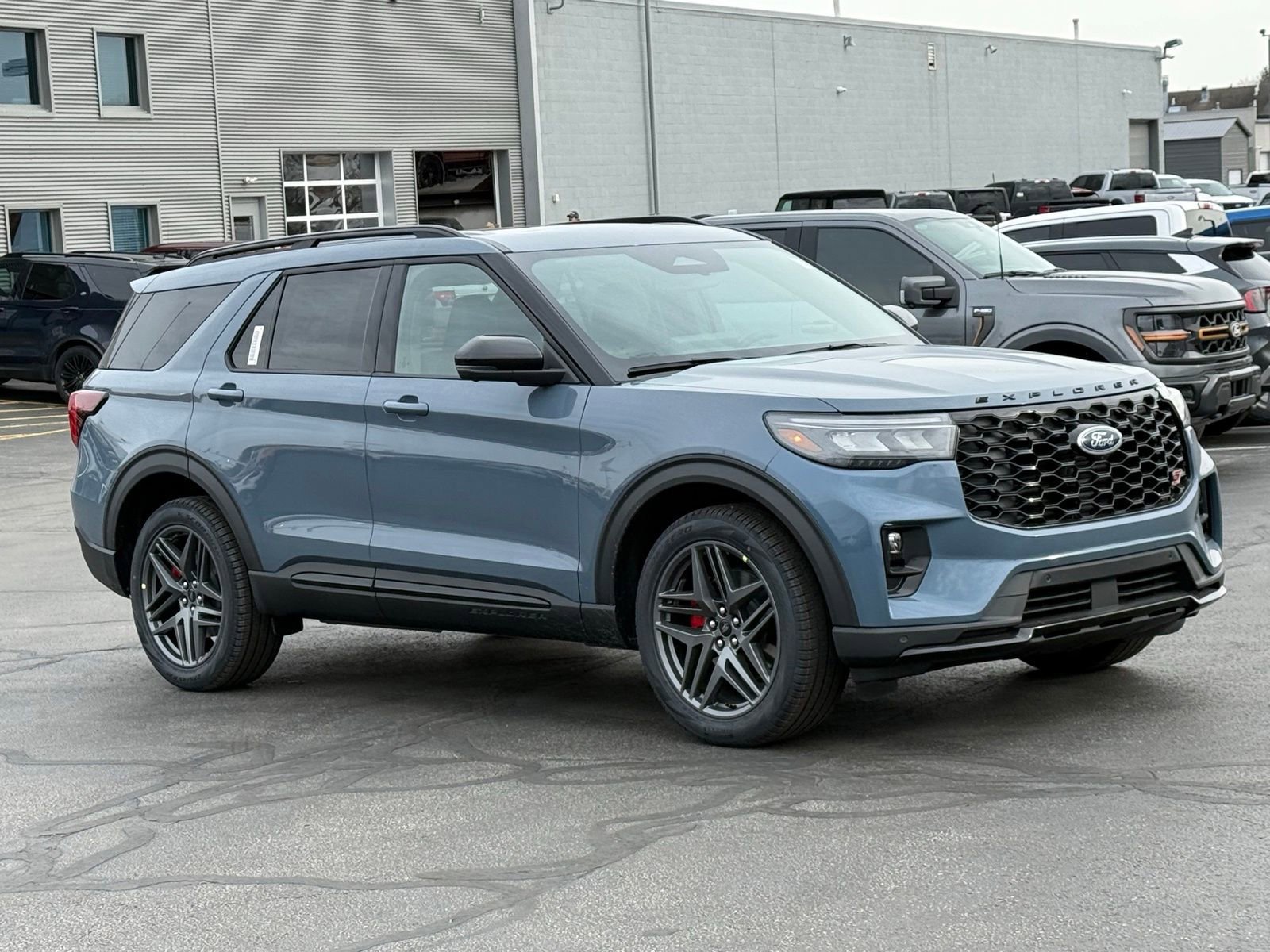 New 2026 Ford Explorer ST image 9