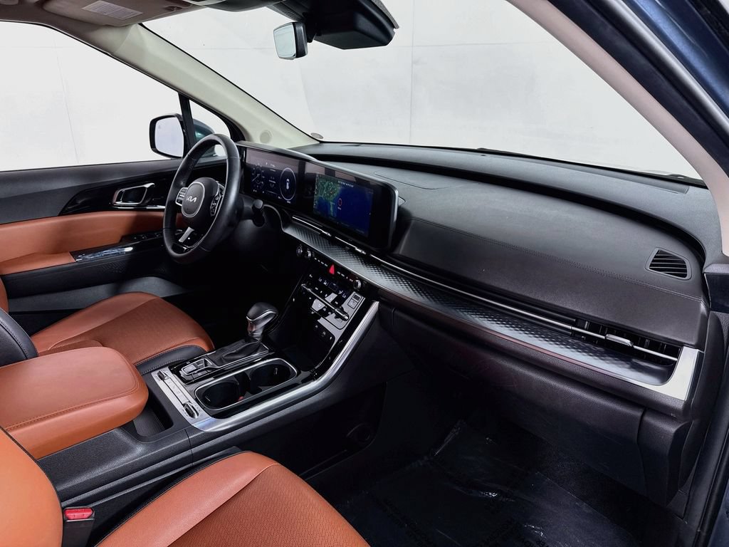 Used 2024 Kia Carnival SX Prestige FWD image 38