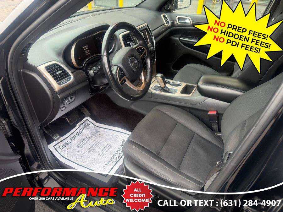 Used 2017 Jeep Grand Cherokee Laredo w/ Quick Order Package 23E AWD/4WD image 6