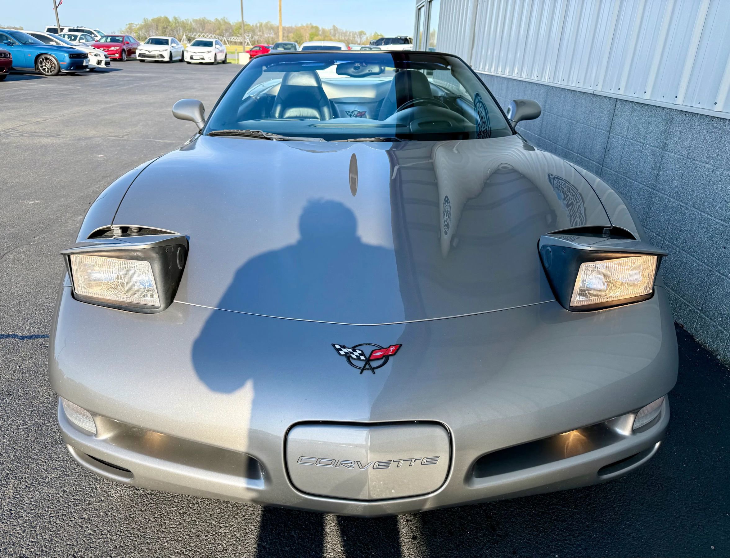 Used 2001 Chevrolet Corvette Convertible w/ Preferred Equipment Group2 RWD image 8