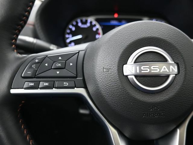 Used 2025 Nissan Sentra SR w/ SR Premium Package image 26