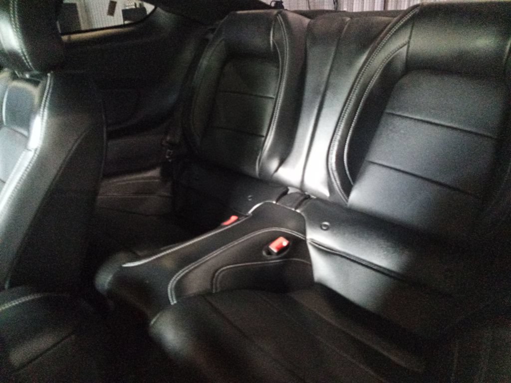 Used 2019 Ford Mustang GT Premium w/ Equipment Group 401A RWD image 24