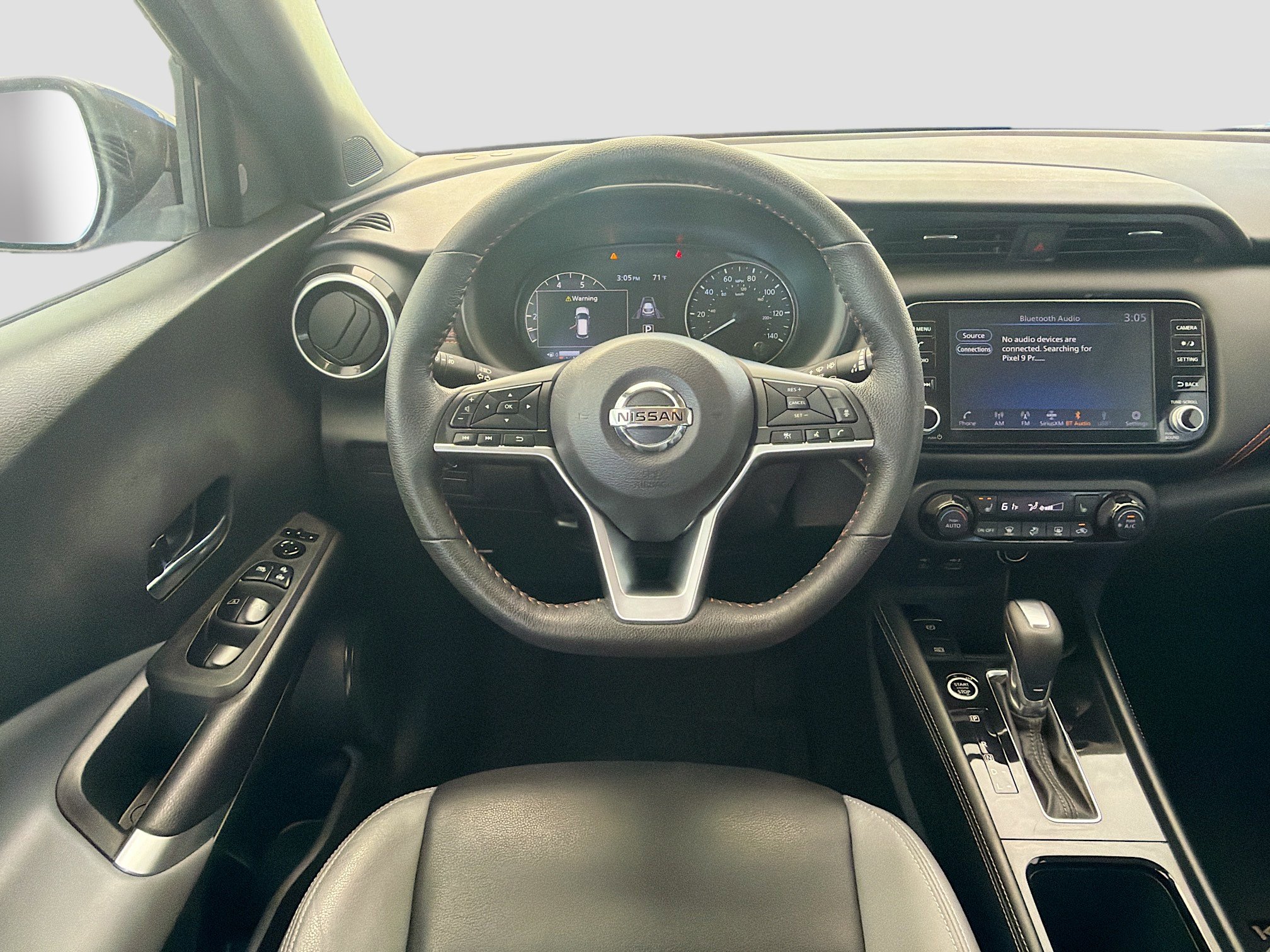 Used 2021 Nissan Kicks SR w/ SR Premium Package image 16