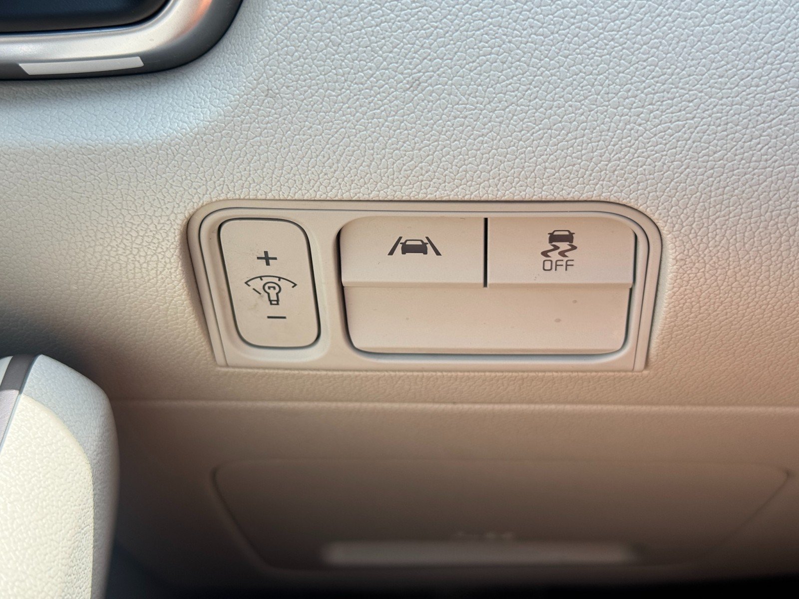 Used 2021 Kia Sorento S FWD image 16