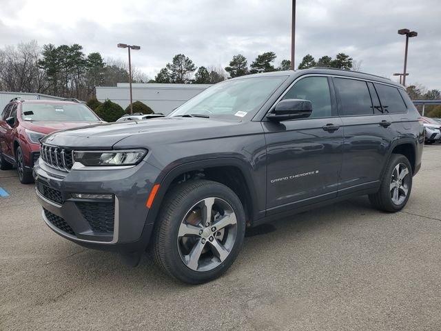 New 2026 Jeep Grand Cherokee L Limited image 3