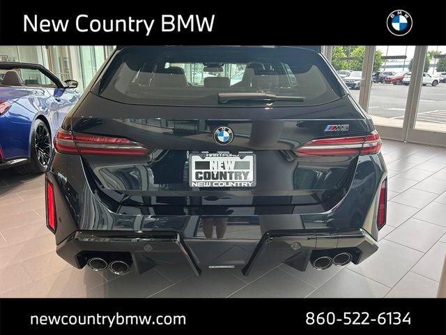 New 2026 BMW M5 Touring AWD/4WD image 5