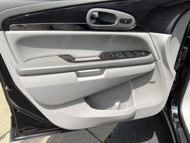 Used 2017 Buick Enclave Premium w/ Experience Buick Package FWD image 9