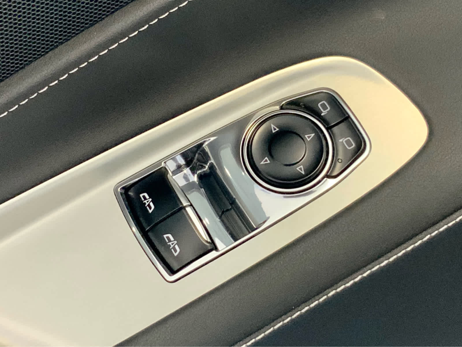 Used 2023 Chevrolet Corvette Stingray Coupe w/ Z51 Performance Package image 40