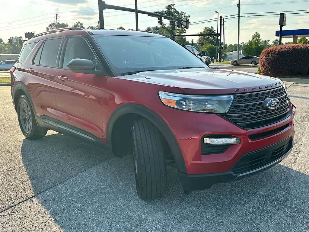 Certified 2023 Ford Explorer XLT w/ Equipment Group 202A RWD image 2