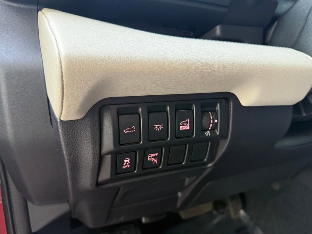 Used 2020 Subaru Ascent Limited w/ Popular Package #2A image 9