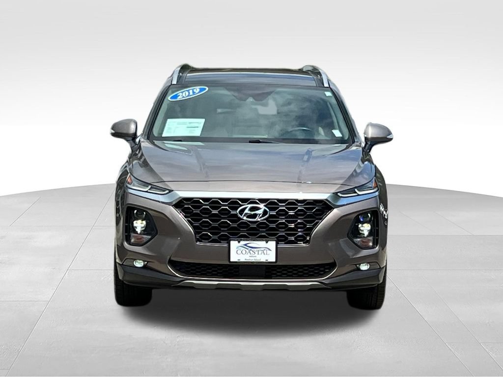 Used 2019 Hyundai Santa Fe Limited FWD image 2