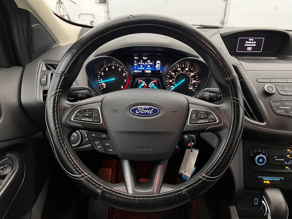 Used 2019 Ford Escape S image 18