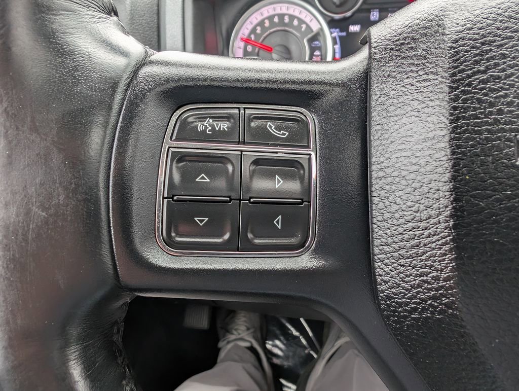 Used 2015 RAM 1500 Big Horn image 25