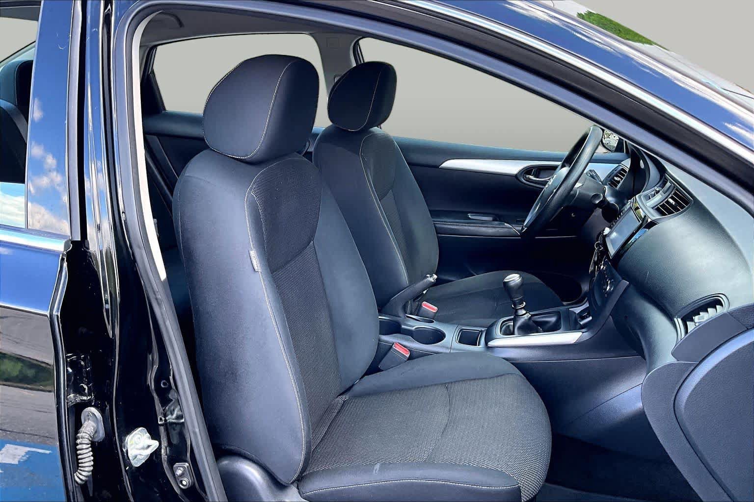 Used 2019 Nissan Sentra S FWD image 8