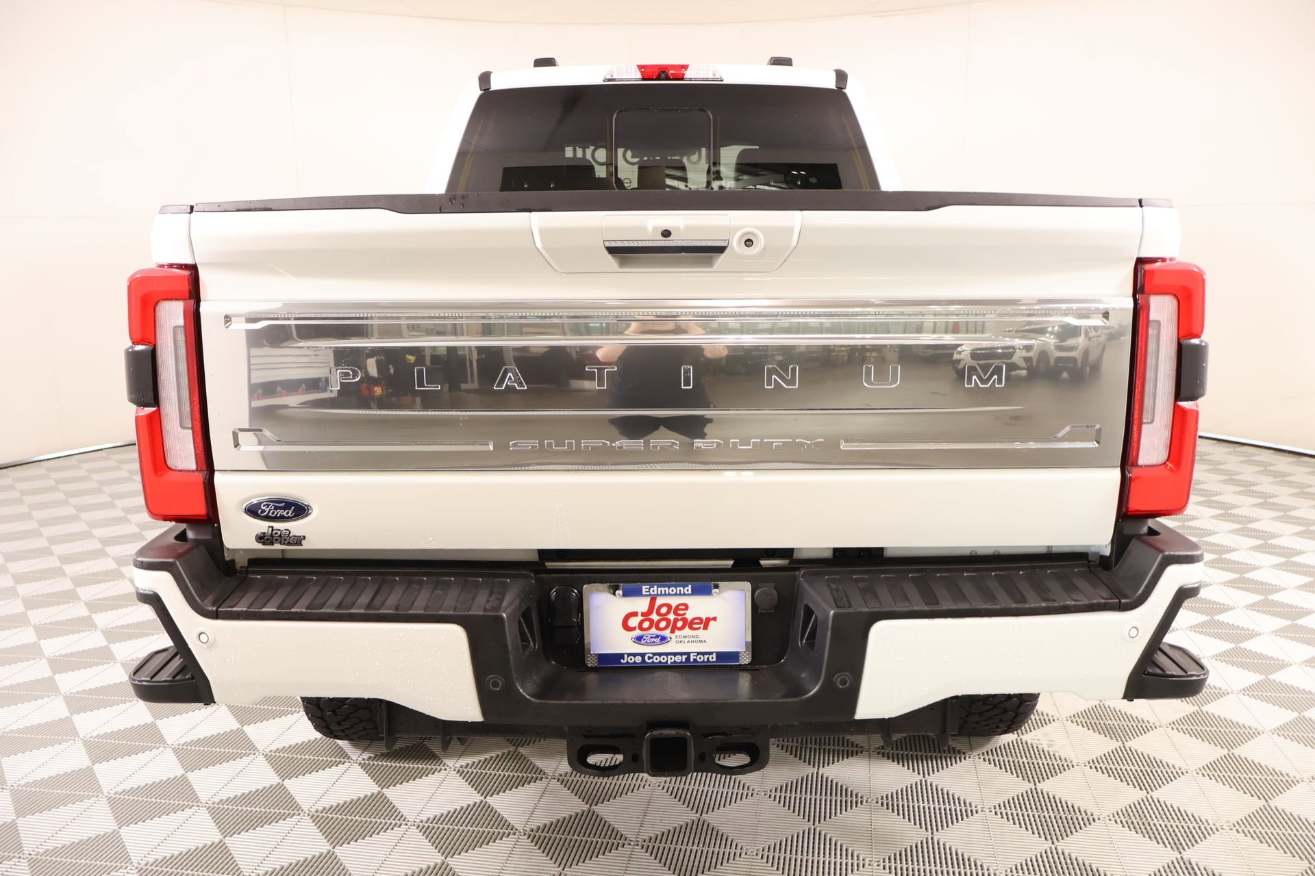 Used 2024 Ford F250 Platinum AWD/4WD image 23