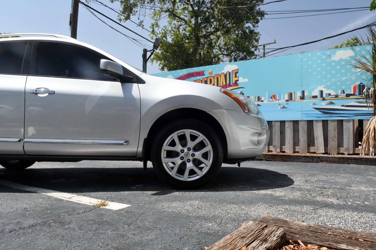 Used 2013 Nissan Rogue SL FWD image 34