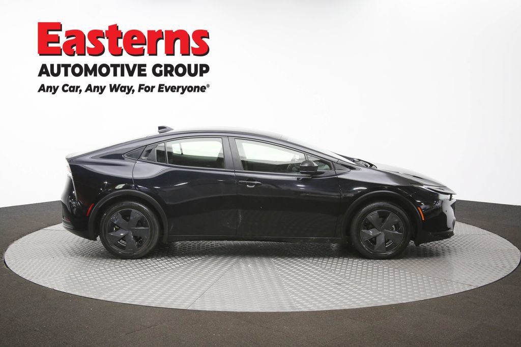 Used 2023 Toyota Prius LE FWD image 43
