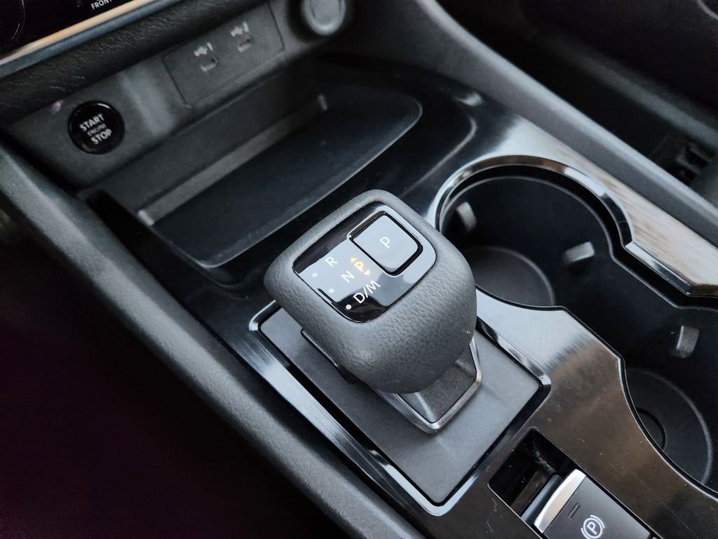 Used 2024 Nissan Rogue SV image 20