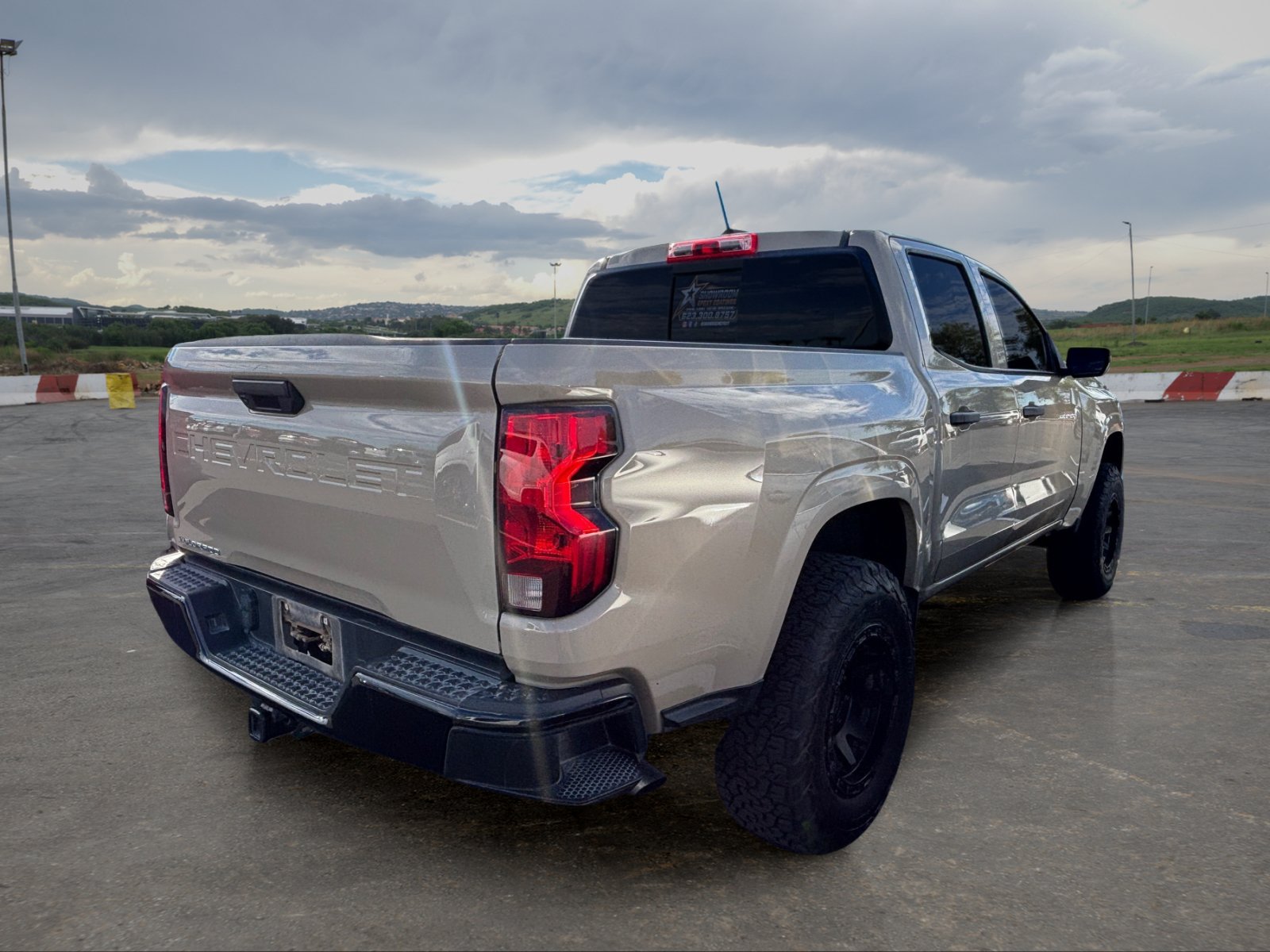 Used 2024 Chevrolet Colorado W/T w/ WT Convenience Package RWD image 3
