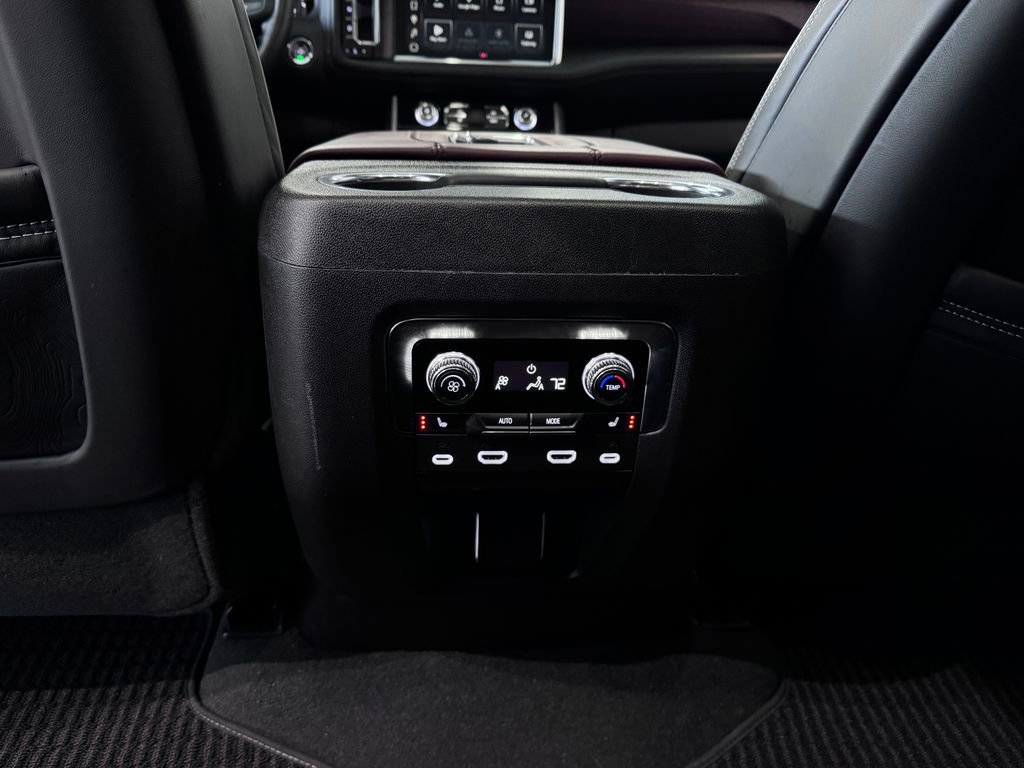 Certified 2023 GMC Yukon Denali Ultimate image 31
