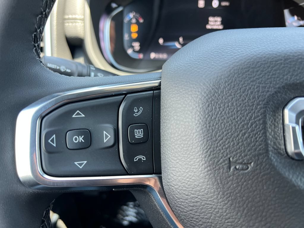 New 2026 RAM 3500 Laramie AWD/4WD image 24