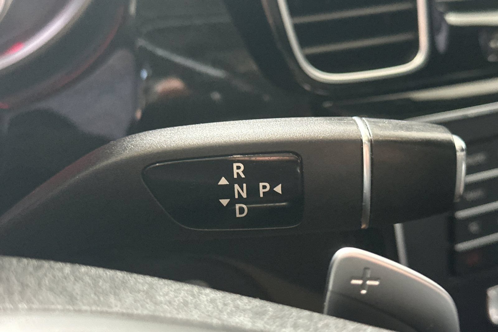 Used 2017 Mercedes-Benz GLS 450 4MATIC image 25
