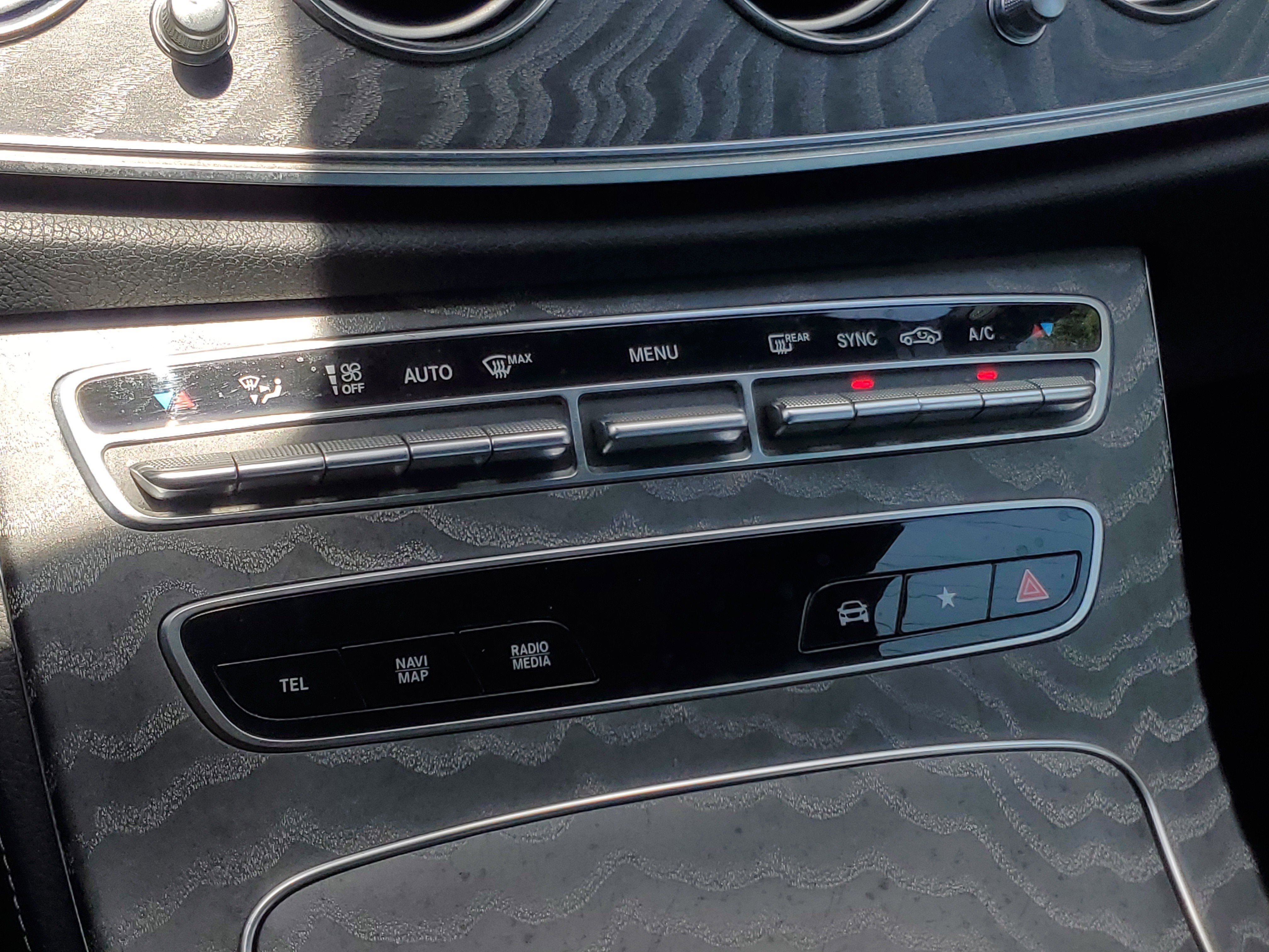 Used 2021 Mercedes-Benz E 350 4MATIC Sedan w/ Premium Package image 24
