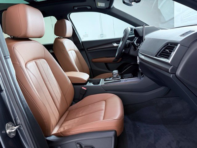 Certified 2023 Audi Q5 2.0T Premium w/ Convenience Package AWD/4WD image 25