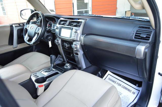 Used 2014 Toyota 4Runner SR5 Premium AWD/4WD image 15