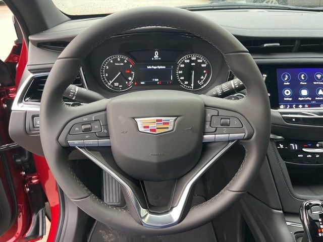 New 2025 Cadillac XT6 Luxury image 19