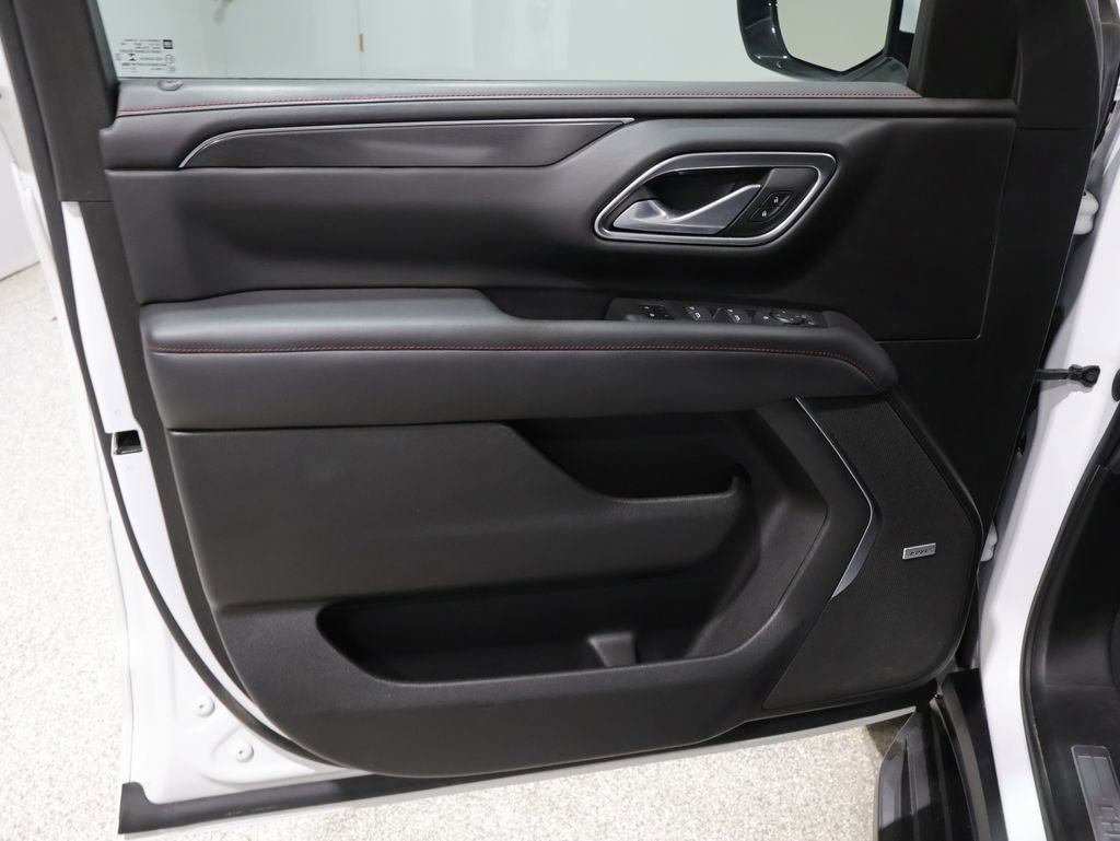 Used 2021 Chevrolet Suburban RST image 14