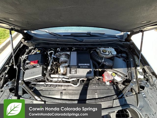 Used 2023 Chevrolet Tahoe RST AWD/4WD image 32