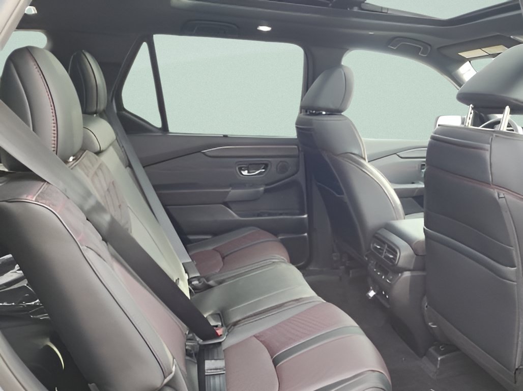 New 2026 Honda Pilot Black Edition image 17