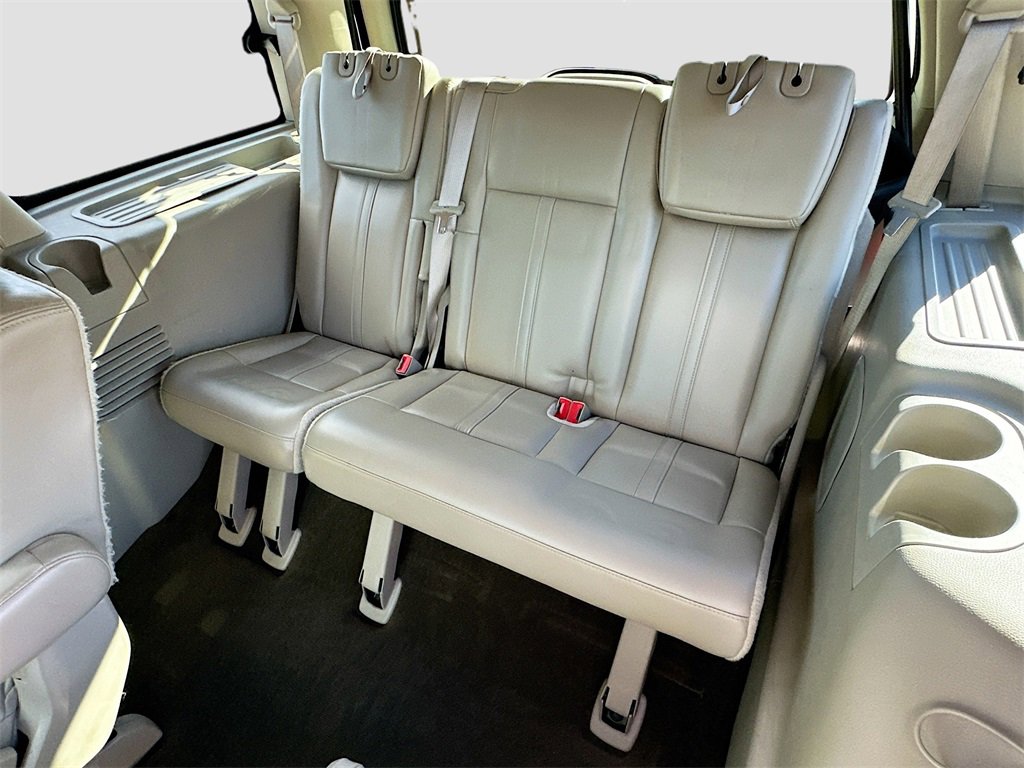 Used 2016 Lincoln Navigator Select image 29