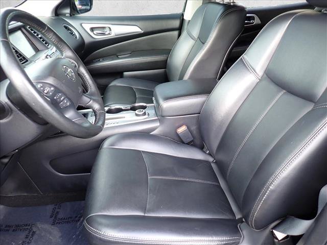 Used 2019 Nissan Pathfinder SL AWD/4WD image 14