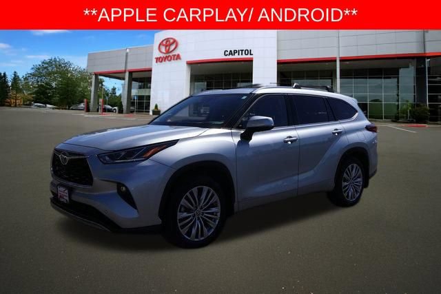 Used 2022 Toyota Highlander Platinum AWD/4WD image 9