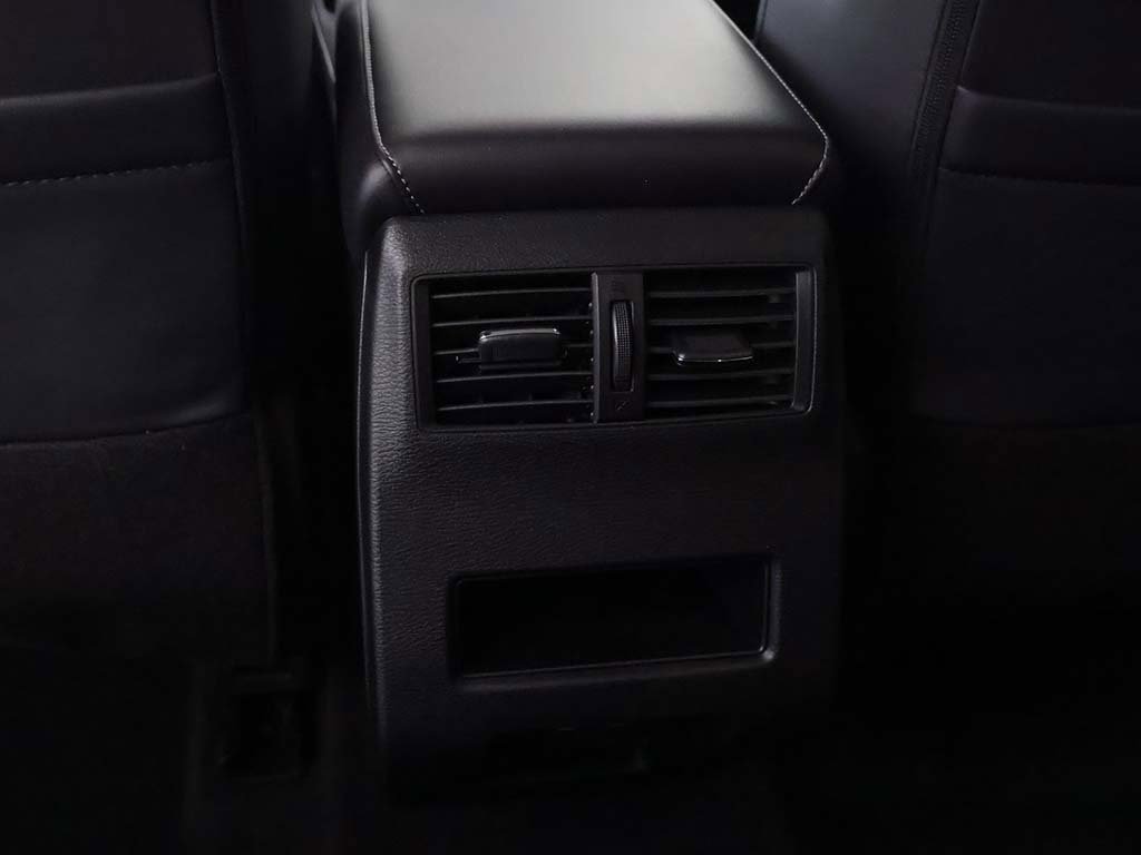 New 2025 Mitsubishi Outlander SE image 54