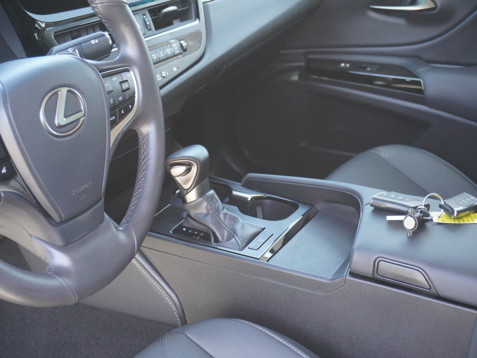 Used 2024 Lexus ES 350 FWD image 20