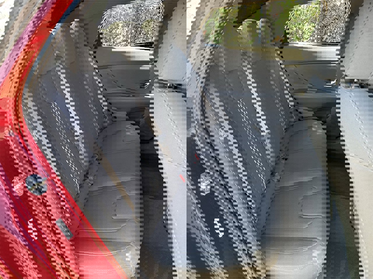 Used 2024 Hyundai Elantra SEL image 28