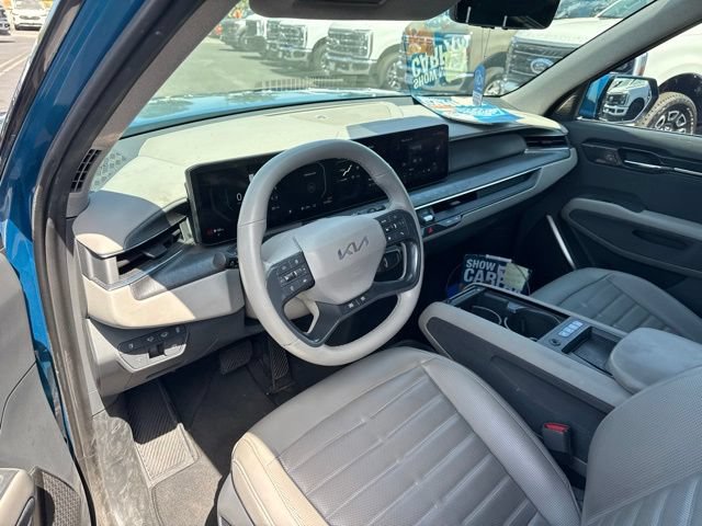 Used 2024 Kia EV9 Land AWD/4WD image 7