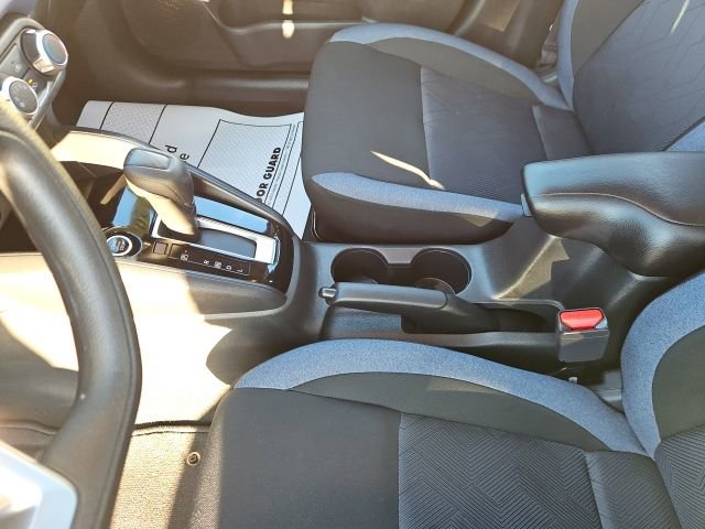 Used 2024 Nissan Versa SV w/ Trunk Package image 28