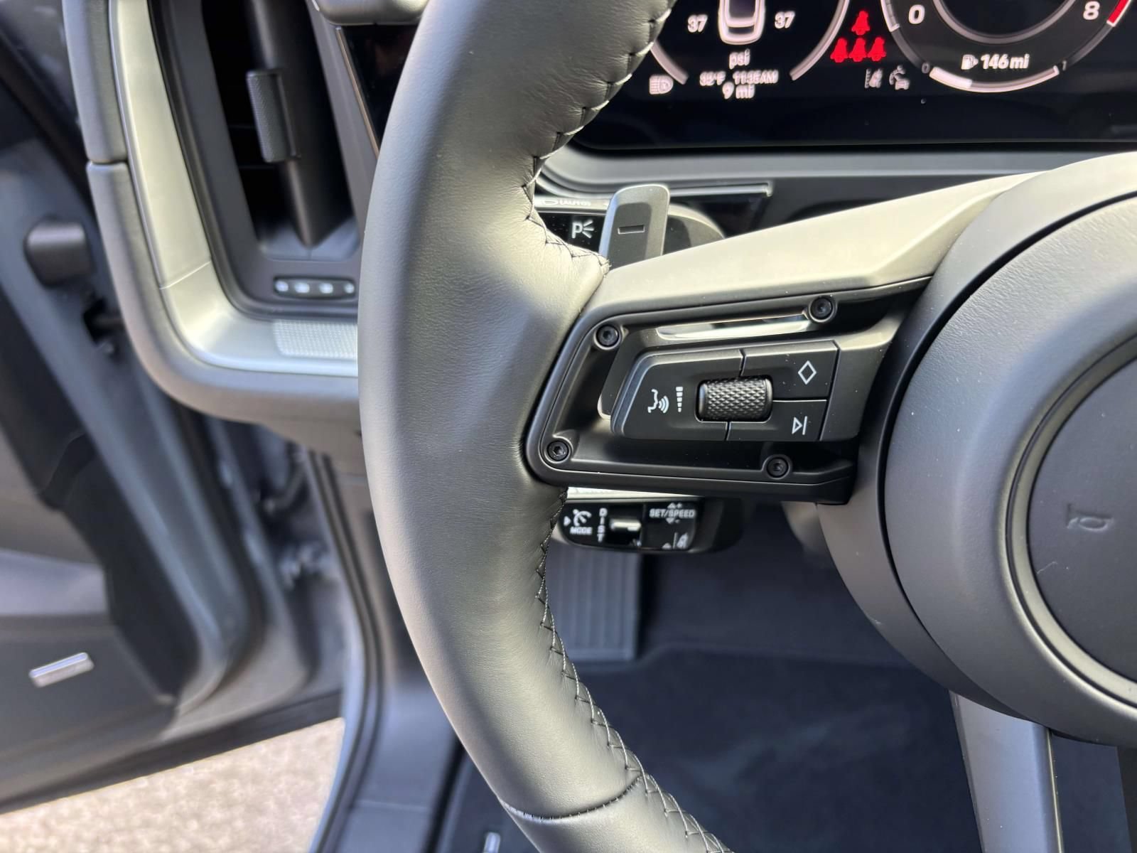 New 2026 Porsche Cayenne S AWD/4WD image 27