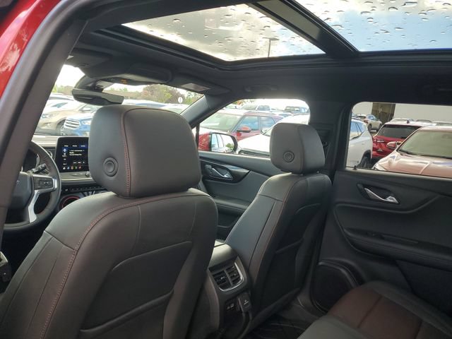 Certified 2024 Chevrolet Blazer RS w/ Driver Confidence II Package FWD image 10