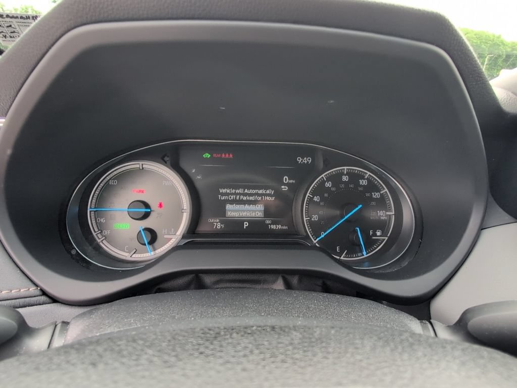 Certified 2023 Toyota Venza LE AWD/4WD image 20
