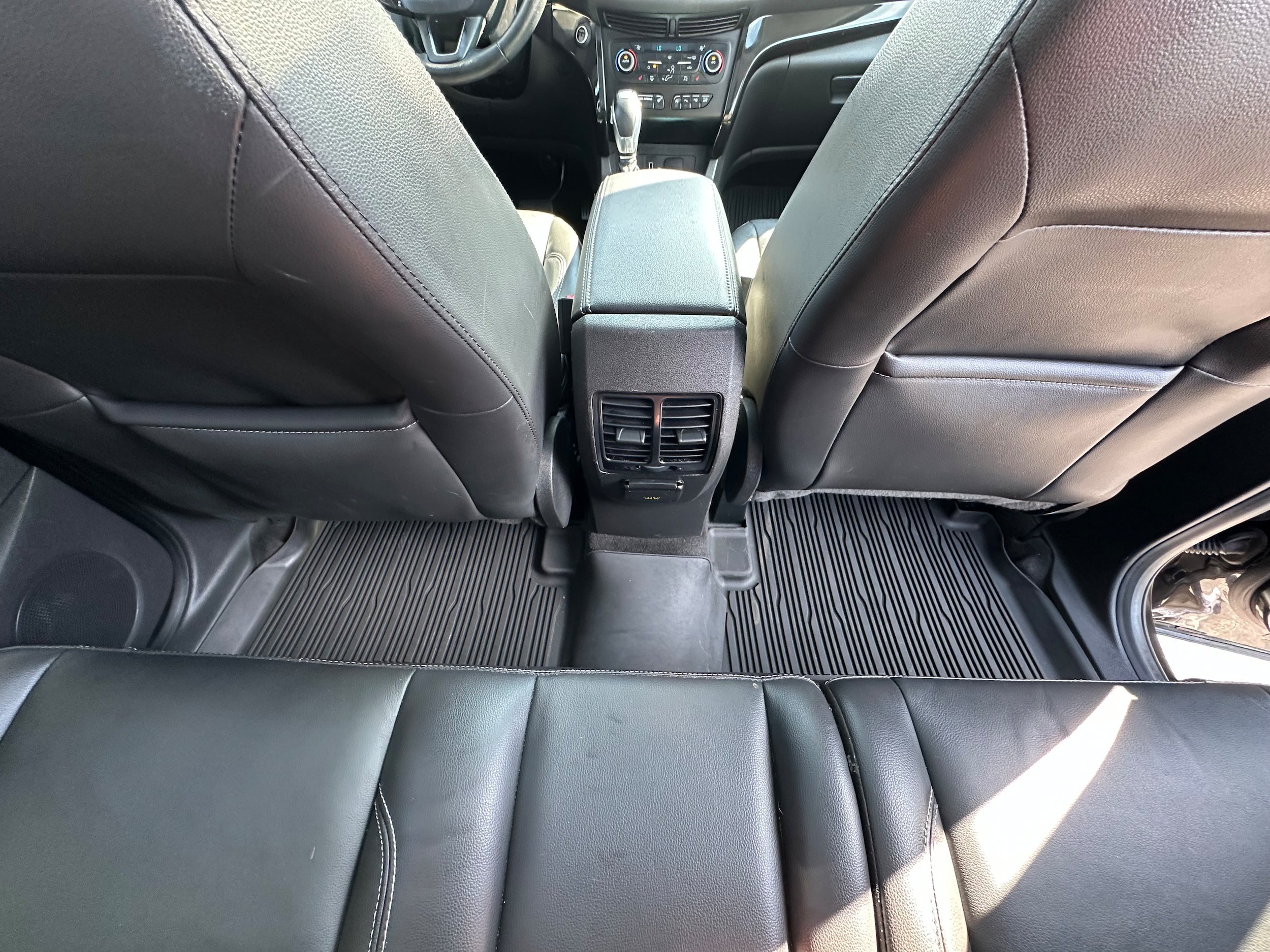 Used 2019 Ford Escape Titanium AWD/4WD image 15