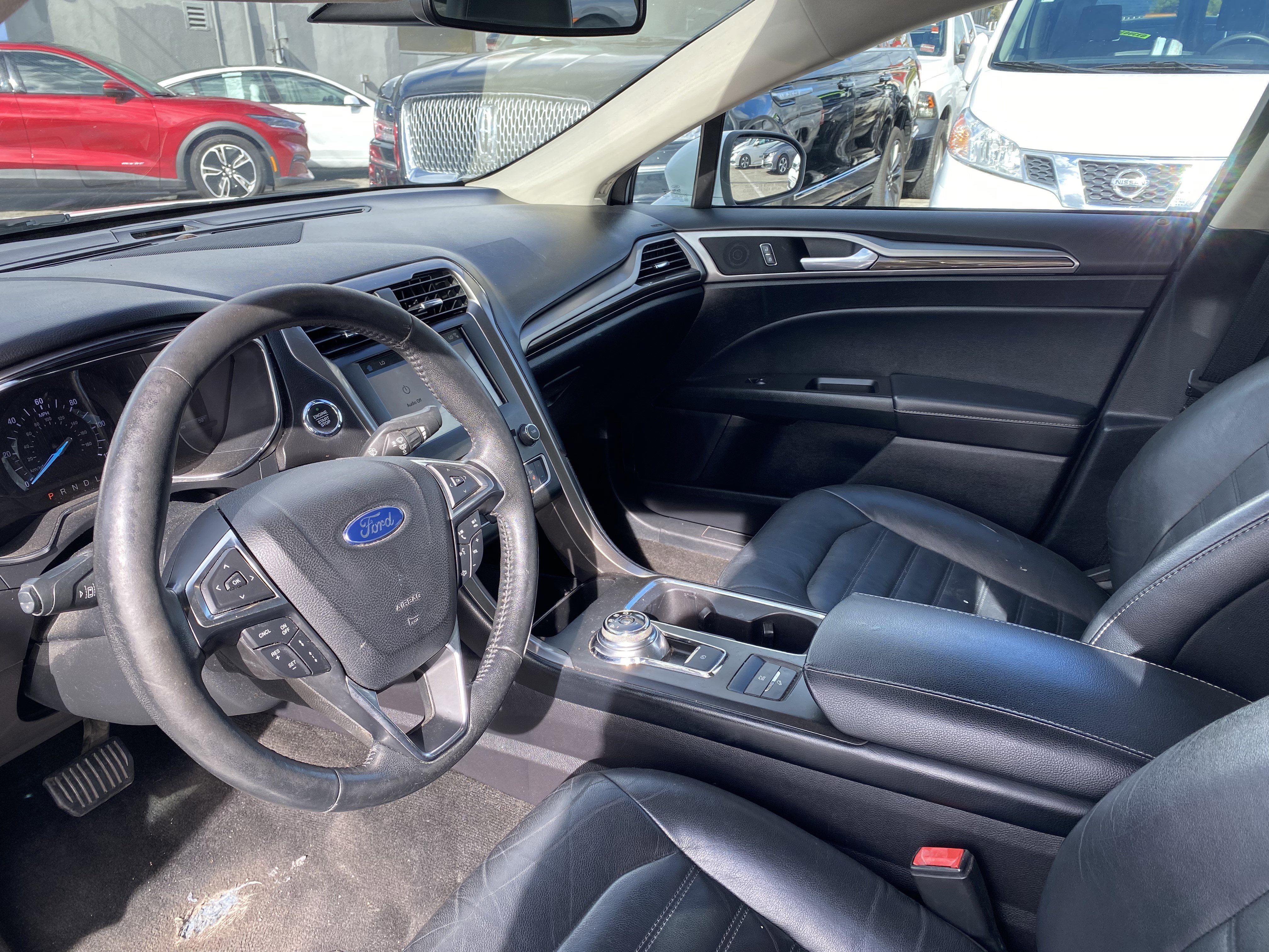Used 2018 Ford Fusion SE w/ Equipment Group 602A image 16