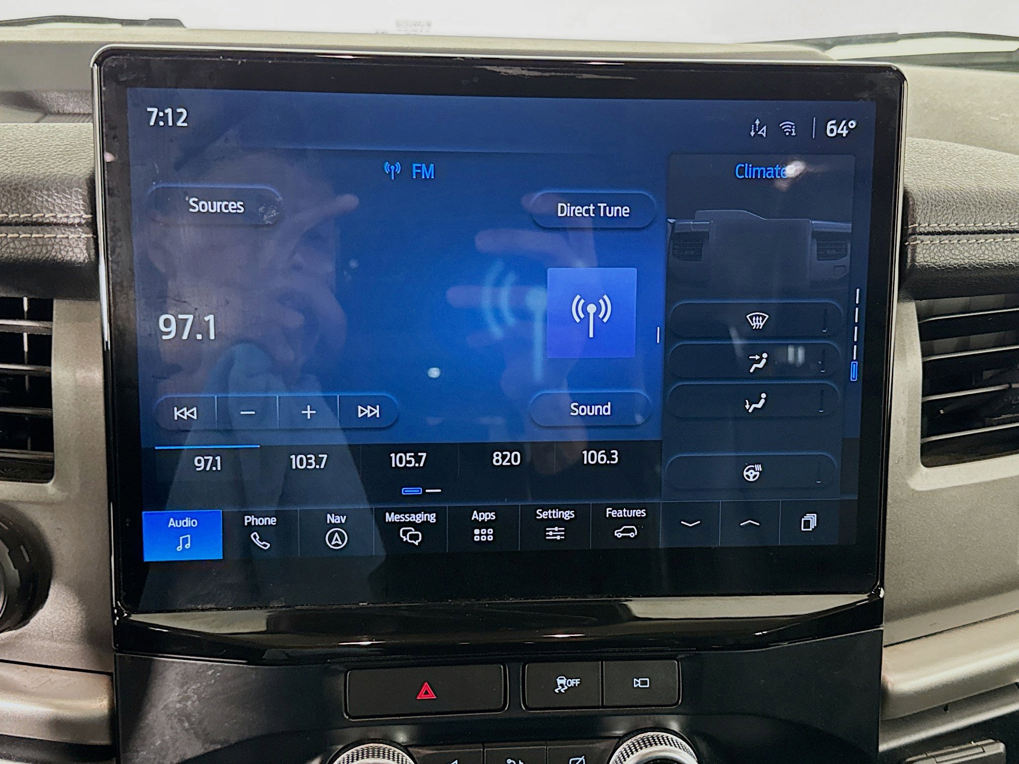 Used 2022 Ford Expedition Max XLT image 17