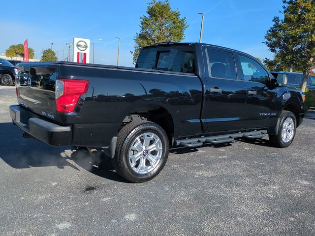 Certified 2022 Nissan Titan SV w/ SV Convenience Package image 5